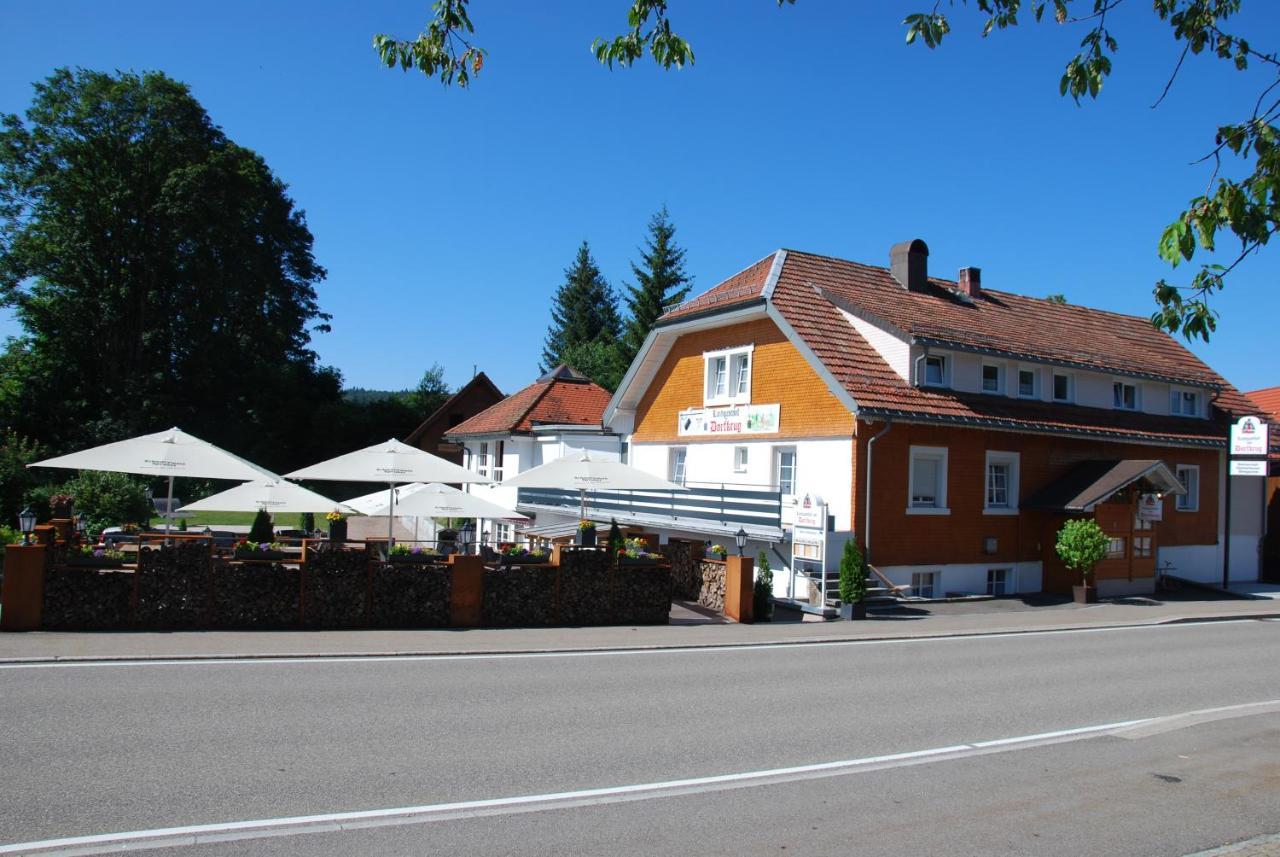 Landgasthof Zum Dorfkrug Häusern Buitenkant foto