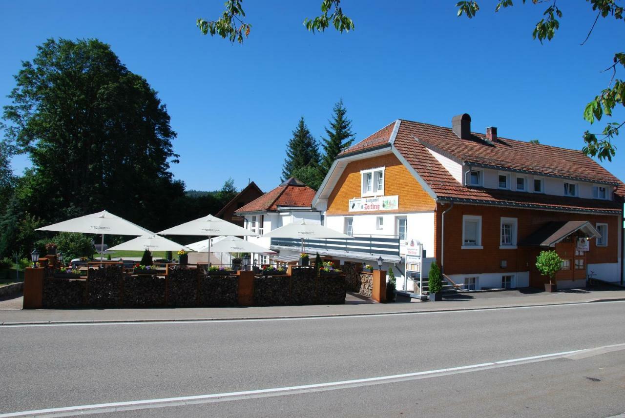 Landgasthof Zum Dorfkrug Hotel Häusern Buitenkant foto